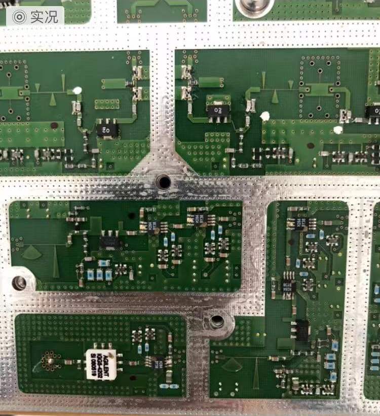 6253d9c82554e.jpg 信號分析儀.jpg